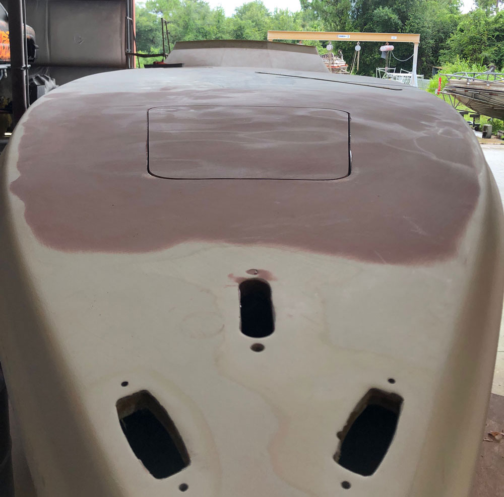 Floated anchor locker