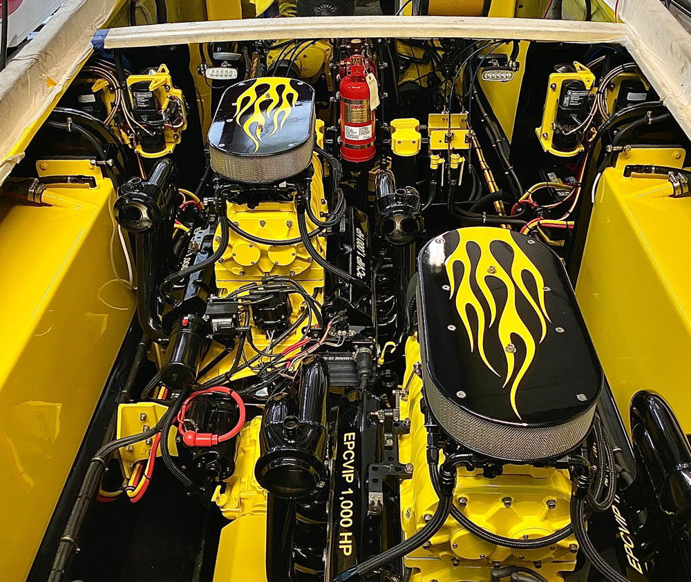 Engine compartment pompi style